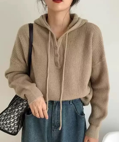 NANEA(ナネア)の「リブニットヘンリープルパーカー(パーカー・レディース・ブルー/オレンジ/グリーン/ベージュ/ブラック・フリー)」の3枚目の写真