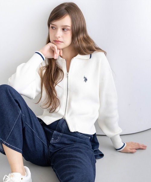 U.S. POLO ASSN.(ユーエスポロアッスン)の「【U.S. POLO ASSN.】clear 別注 ダブルジップニットトップス(Tシャツ/カットソー・レディース・グリーン/ブラウン/アイボリー・F)」の2枚目の写真