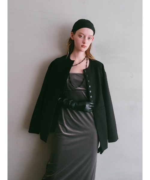 ILANIS（イラニス）の「Quiet Collarless Choker Jacket（ノーカラージャケット・レディース・アイボリー/ブラック・FREE）」の21枚目の写真