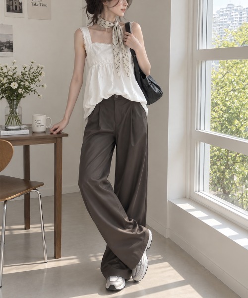 Miniministore(ミニミニストア)の「合皮ワイドパンツ ハイウエストタック(その他パンツ・レディース・ブラウン/ダークブラウン/ブラック・L/M)」の19枚目の写真