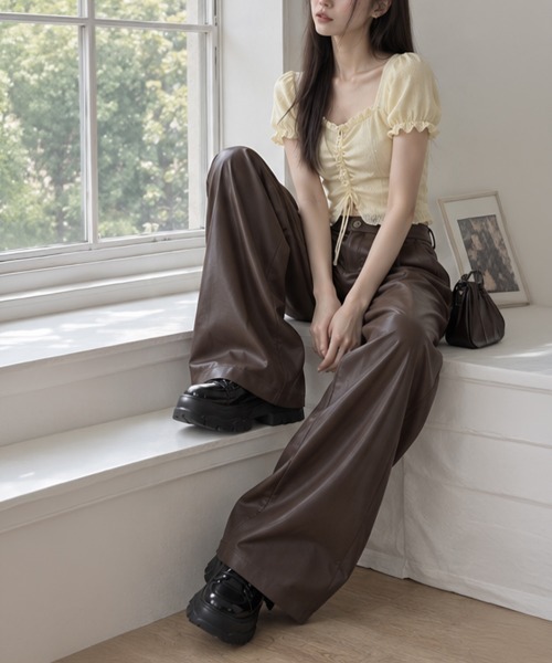 Miniministore(ミニミニストア)の「合皮ワイドパンツ ハイウエストタック(その他パンツ・レディース・ブラウン/ダークブラウン/ブラック・L/M)」の14枚目の写真