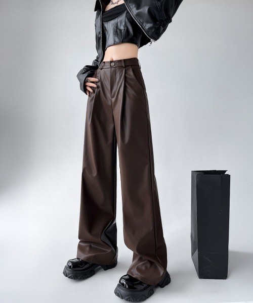 Miniministore(ミニミニストア)の「合皮ワイドパンツ ハイウエストタック(その他パンツ・レディース・ブラウン/ダークブラウン/ブラック・L/M)」の12枚目の写真