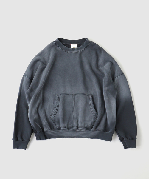 JOURNAL STANDARD(ジャーナルスタンダード)の「MOOJI MOOJI / ム―ジ ム―ジ OVERSIZE KANGAROO POCKETCREW(スウェット・メンズ・ボルドー/ブラック/パープル・MEDIUM/LARGE)」の1枚目の写真