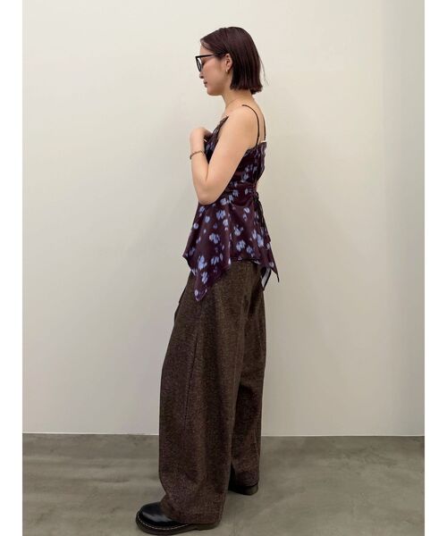 LAGUNAMOON(ラグナムーン)の「ハイウエストテクスチャーバレルパンツ(その他パンツ・レディース・ブラウン/ブラック・MEDIUM/SMALL)」の18枚目の写真