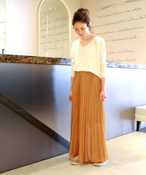 Spick & Span（スピックアンドスパン）の「Peシフォン アコーディオンプリーツ スカート◆（スカート・レディース・キャメル/カーキ/ホワイト・FREE）」の4枚目の写真