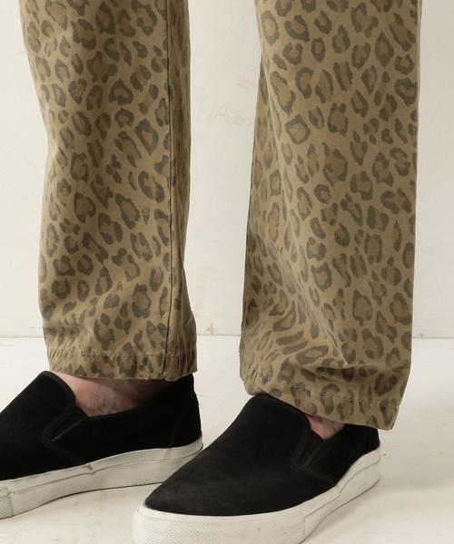 mando（マンド）の「＜mando（マンド）＞UA別注 LEOPARD パンツ