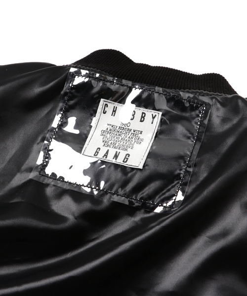 CHUBBYGANG（チャビーギャング）の「シープボア切り替えMA-1ブルゾン（MA-1・キッズ・ブラック・130/160/150/120/140/110/100）」の7枚目の写真