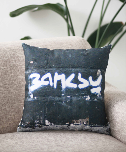 セール】バンクシーアート クッションカバー（クッション/クッション