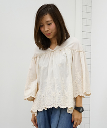 earth music&ecology | スカラップ刺繍ボリュームブラウス(シャツ/ブラウス)