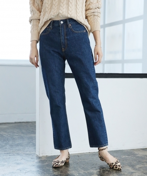A part by（アパートバイ）の「デニムシガレットパンツ 777272 （デニムパンツ・レディース・ホワイト/ネイビー/ブルー・SMALL/MEDIUM/LARGE）」の3枚目の写真
