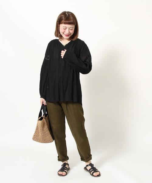 coen(コーエン)の「【Market】スキッパー レースブラウス(WEB限定カラー:ブラック・イエロー)(シャツ/ブラウス・レディース・ホワイト/ベージュ/ライラック/ブラック/イエロー・FREE)」の21枚目の写真