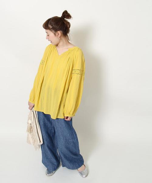 coen(コーエン)の「【Market】スキッパー レースブラウス(WEB限定カラー:ブラック・イエロー)(シャツ/ブラウス・レディース・ホワイト/ベージュ/ライラック/ブラック/イエロー・FREE)」の15枚目の写真