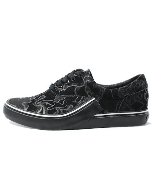 PUMA（プーマ）の「MY-61 UnCamo (UNISEX) - PUMA by MIHARAYASUHIRO（スニーカー・メンズ・イエロー系その他/ブラック・10/11/12/3/4/5/6/7/8/9）」の3枚目の写真