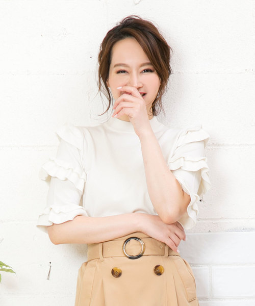 KOBE LETTUCE（コウベレタス）の「フリル半袖ハイネックニット レディース トップス[C3199]神戸レタス（ニット/セーター・レディース・ブラック/オフホワイト/グレー系その他/ピンク系その他・FREE）」の2枚目の写真