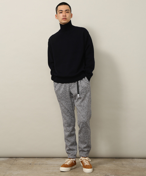 ADAM ET ROPE'（アダムエロペ）の「[山形ニット］バックリブオフタートルネックニット（ニット/セーター・メンズ・グレー/ベージュ/ネイビー・M/L）」の6枚目の写真