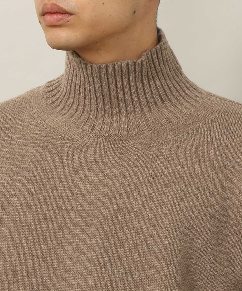 ADAM ET ROPE'（アダムエロペ）の「[山形ニット］バックリブオフタートルネックニット（ニット/セーター・メンズ・グレー/ベージュ/ネイビー・M/L）」の9枚目の写真