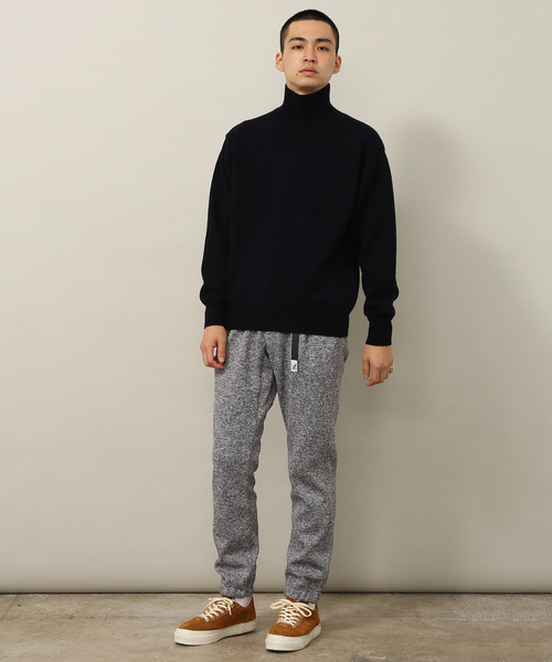 ADAM ET ROPE'（アダムエロペ）の「[山形ニット］バックリブオフタートルネックニット（ニット/セーター・メンズ・グレー/ベージュ/ネイビー・M/L）」の17枚目の写真