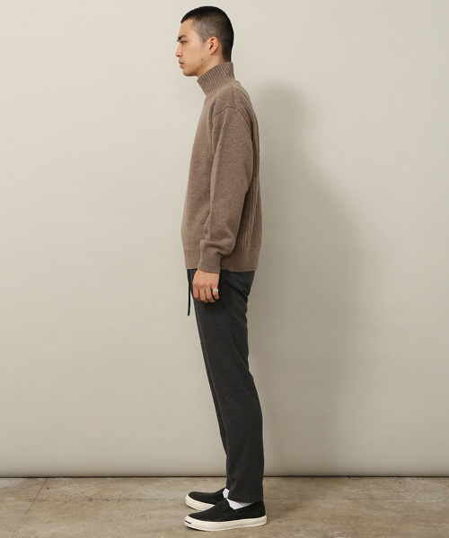 ADAM ET ROPE'（アダムエロペ）の「[山形ニット］バックリブオフタートルネックニット（ニット/セーター・メンズ・グレー/ベージュ/ネイビー・M/L）」の18枚目の写真