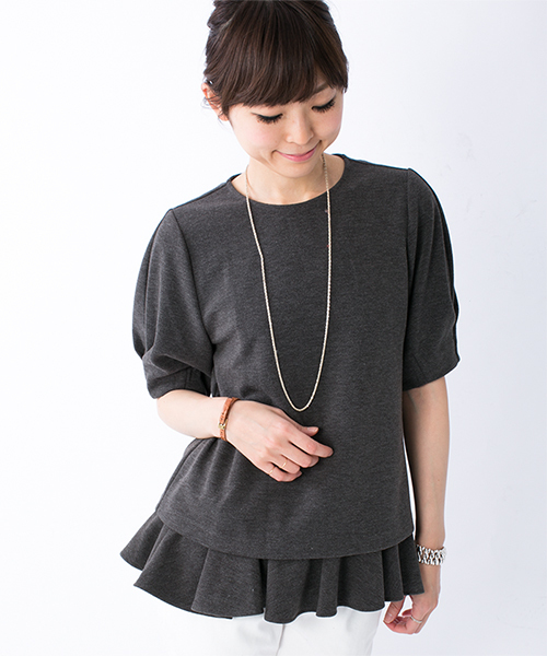 NANO universe（ナノユニバース）の「ラッフルポンチプルオーバー（Tシャツ/カットソー・レディース・ブラック/チャコール/ベージュ・FREE）」の3枚目の写真