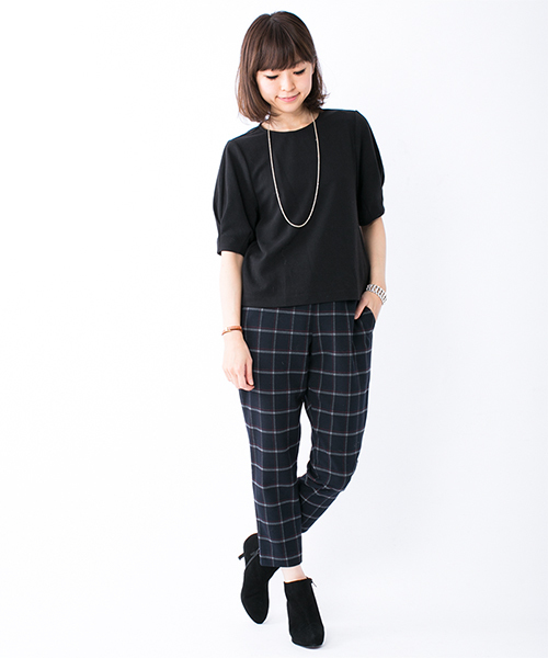 NANO universe（ナノユニバース）の「ラッフルポンチプルオーバー（Tシャツ/カットソー・レディース・ブラック/チャコール/ベージュ・FREE）」の17枚目の写真