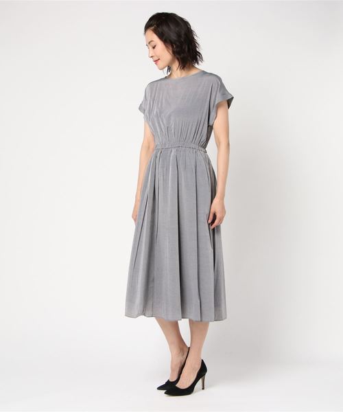TRUDEA(トルディア)の「モイストサテン マキシワンピース(ワンピース・レディース・ブラック/ネイビー/カーキ/ピンク/シルバー/ゴールド/ブルー・MEDIUM/LARGE)」の16枚目の写真
