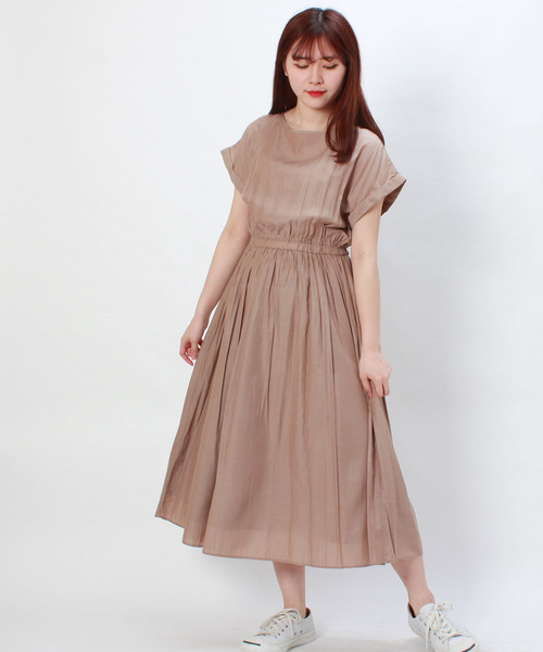 TRUDEA(トルディア)の「モイストサテン マキシワンピース(ワンピース・レディース・ブラック/ネイビー/カーキ/ピンク/シルバー/ゴールド/ブルー・MEDIUM/LARGE)」の18枚目の写真