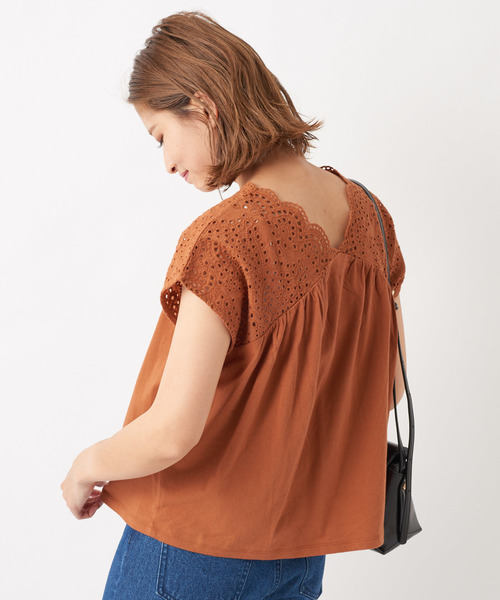 DISCOAT（ディスコート）の「カットワークレースプルオーバー（Tシャツ/カットソー・レディース・ブラック/オフホワイト/キャメル・FREE）」の12枚目の写真