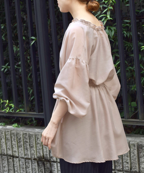 w closet（ダブルクローゼット）の「8分袖シアーギャザーブラウス