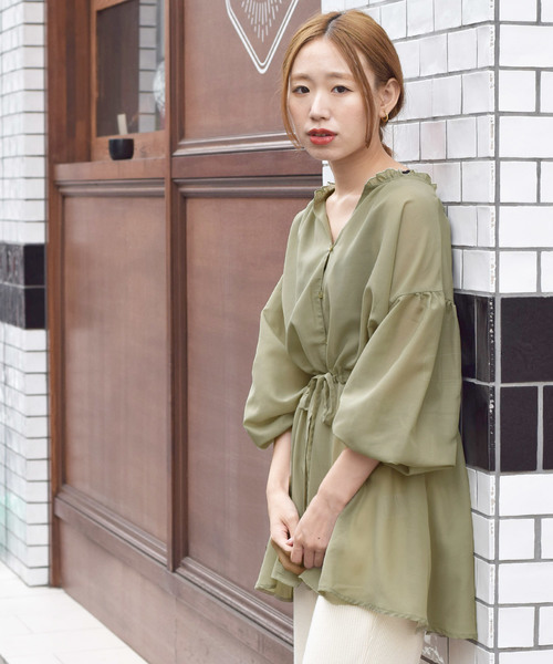 w closet（ダブルクローゼット）の「8分袖シアーギャザーブラウス