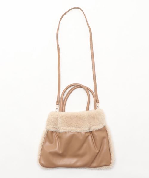 fifth(フィフス)の「フェイクムートンリバーシブルバッグ(ショルダーバッグ・レディース・アイボリー/ベージュ・FREE)」の14枚目の写真