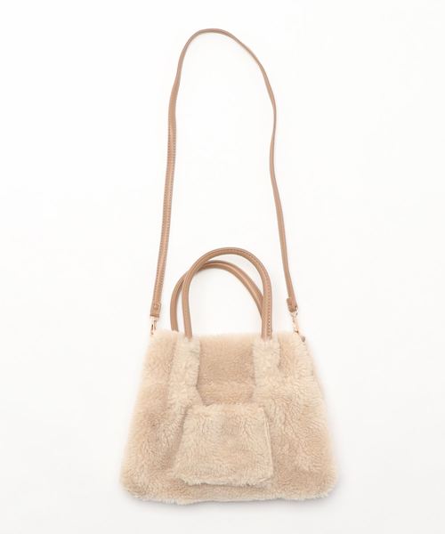 fifth(フィフス)の「フェイクムートンリバーシブルバッグ(ショルダーバッグ・レディース・アイボリー/ベージュ・FREE)」の7枚目の写真