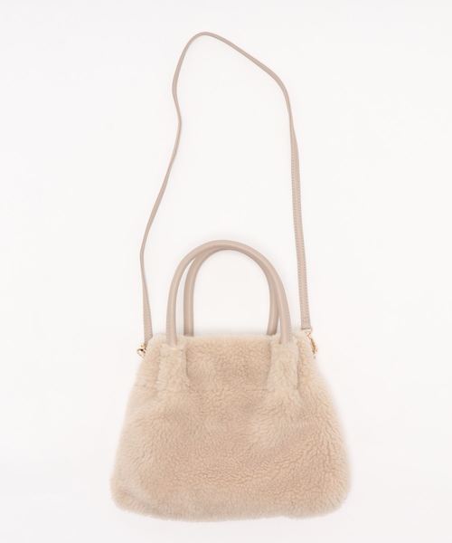 fifth(フィフス)の「フェイクムートンリバーシブルバッグ(ショルダーバッグ・レディース・アイボリー/ベージュ・FREE)」の21枚目の写真
