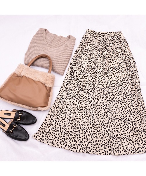 fifth(フィフス)の「フェイクムートンリバーシブルバッグ(ショルダーバッグ・レディース・アイボリー/ベージュ・FREE)」の22枚目の写真