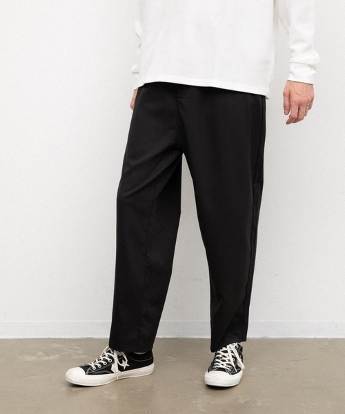 YARD PLUS（ヤードプリュス）の「YARD PLUS テーパードパンツ（その他パンツ・メンズ・ベージュ/ブラック/モカ・MEDIUM/LARGE）」の2枚目の写真