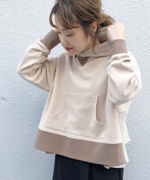 PICCIN（ピッチン）の「バックフリルフーディー（パーカー・レディース・ブラック/ベージュ/サックスブルー・M）」の20枚目の写真