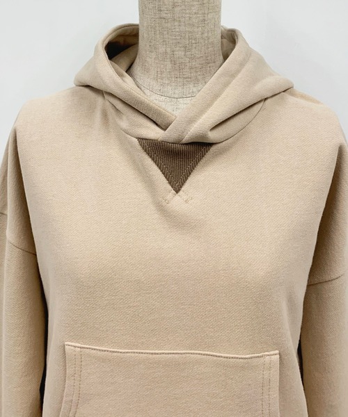 PICCIN（ピッチン）の「バックフリルフーディー（パーカー・レディース・ブラック/ベージュ/サックスブルー・M）」の22枚目の写真