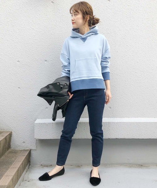 PICCIN（ピッチン）の「バックフリルフーディー（パーカー・レディース・ブラック/ベージュ/サックスブルー・M）」の5枚目の写真