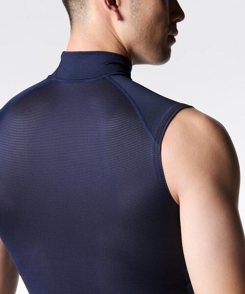 UNDER ARMOUR(アンダーアーマー)の「UAヒートギアアーマー コンプレッション スリーブレス モックネック シャツ(ベースボール/メンズ)(Tシャツ/カットソー・メンズ・ブラック/ネイビー・XXL/LG/SM/MD/XL/3XL)」の21枚目の写真