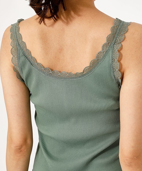 AZUL by moussy(アズールバイマウジー)の「BASIC LACE CAMISOLE/ベーシックレースキャミソール(キャミソール・レディース・ライトベージュ/ホワイト/ブラック/ライトカーキ・SMALL/MEDIUM)」の8枚目の写真