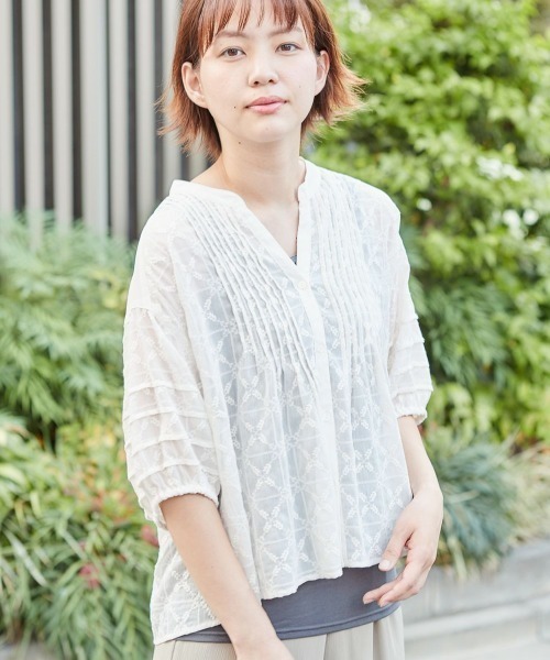 cepo（セポ）の「ドビーレース　シアーブラウス（シャツ/ブラウス・レディース・ブラック/グレー/オフホワイト/ピンク/ミント・M）」の2枚目の写真