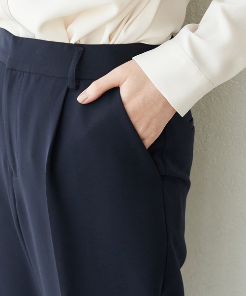 ROPE' PICNIC(ロペピクニック)の「【360°ウルトラストレッチ】【WEB限定34,42サイズ】タックテーパードパンツ(その他パンツ・レディース・ネイビー/イエロー系その他3/ライトグレー/ライトグリーン/ブルー/ブラック/ピンク/グリーン系その他・40/38/36/34/42)」の15枚目の写真