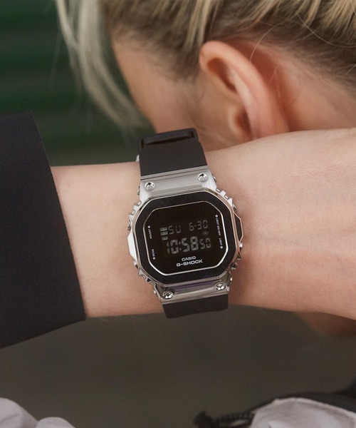 G-SHOCK（ジーショック）の「G-SHOCK/ジーショック 腕時計 GM-S5600-1JF（デジタル腕時計・メンズ・シルバー・FREE）」の8枚目の写真