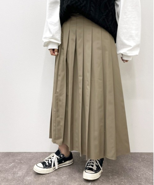 apres jour mignon（アプレジュールミニョン）の「タックプリーツスカート【ZOZOTOWN限定アイテム】（スカート・レディース・ブラック/ダークグリーン/モカ・フリー/X-LARGE）」の2枚目の写真