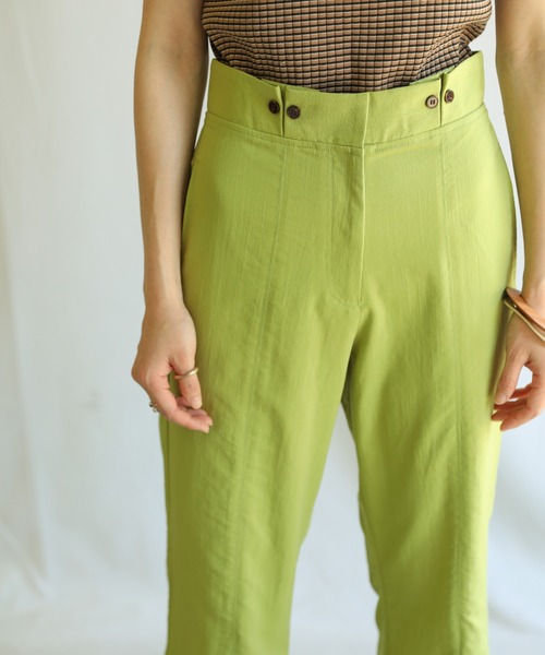 select MOCA(セレクトモカ)の「ベルトデザインフレアスリットパンツ(その他パンツ・レディース・ライム/オレンジ/ブルー・SMALL/MEDIUM)」の13枚目の写真