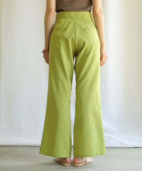 select MOCA(セレクトモカ)の「ベルトデザインフレアスリットパンツ(その他パンツ・レディース・ライム/オレンジ/ブルー・SMALL/MEDIUM)」の14枚目の写真