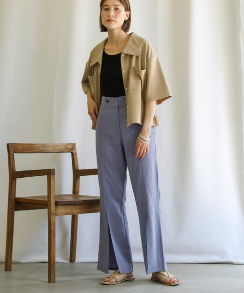 select MOCA(セレクトモカ)の「ベルトデザインフレアスリットパンツ(その他パンツ・レディース・ライム/オレンジ/ブルー・SMALL/MEDIUM)」の4枚目の写真