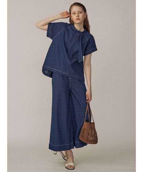 THE DAYZ TOKYO(ザデイズトーキョー)の「【THE DAYZ TOKYO】デニムボウタイブラウス【セットアップ対応】(シャツ/ブラウス・レディース・ネイビー・FREE)」の2枚目の写真