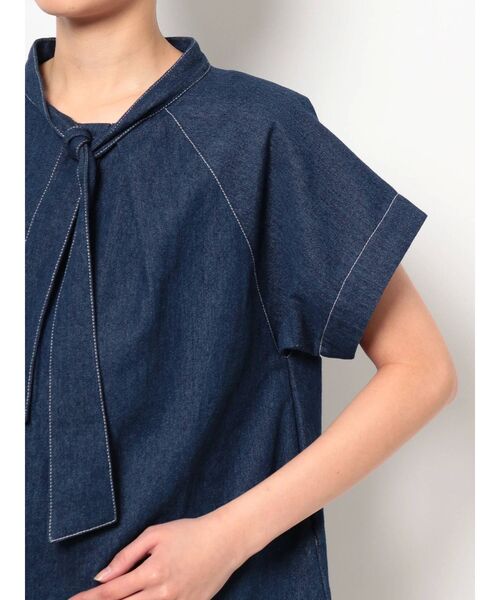 THE DAYZ TOKYO(ザデイズトーキョー)の「【THE DAYZ TOKYO】デニムボウタイブラウス【セットアップ対応】(シャツ/ブラウス・レディース・ネイビー・FREE)」の15枚目の写真