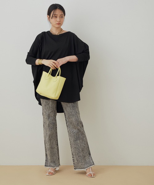 ADAM ET ROPE'（アダムエロペ）の「ドルマンドレープTシャツ（Tシャツ/カットソー・レディース・ホワイト/ブラック・FREE）」の17枚目の写真