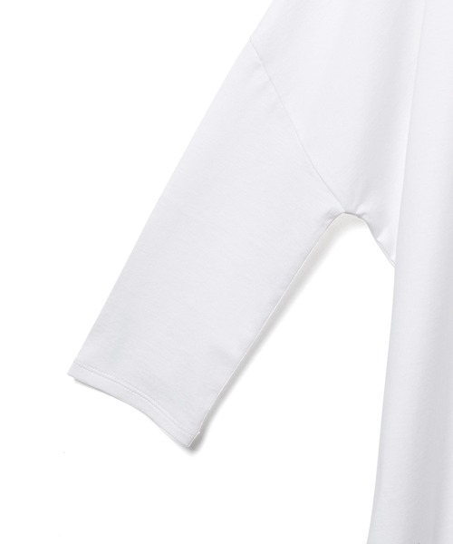 ADAM ET ROPE'（アダムエロペ）の「ドルマンドレープTシャツ（Tシャツ/カットソー・レディース・ホワイト/ブラック・FREE）」の18枚目の写真